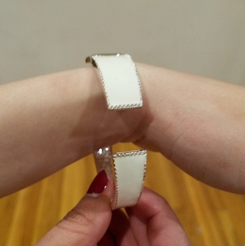 Infinity Bracelet - Picture 5 of 7